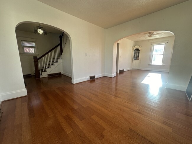 Photo - 918 Ashland Ave