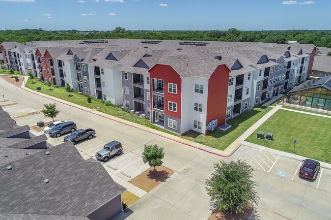 Park Residences Plano 55+ Cottages & Apartments