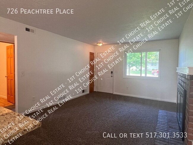 Photo - 726 Peachtree Pl