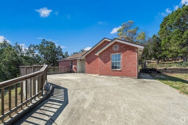 Building Photo - 221 N Scenic Loop Rental