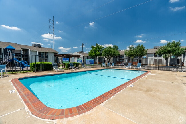 Swimming Pool - The Loop