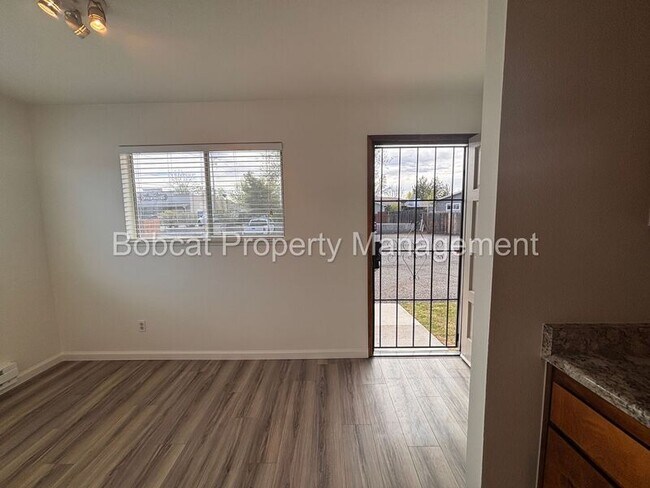 Photo - 1516 South Ct Unit D