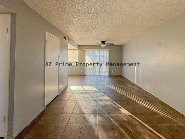 Photo - 15601 N 27th St