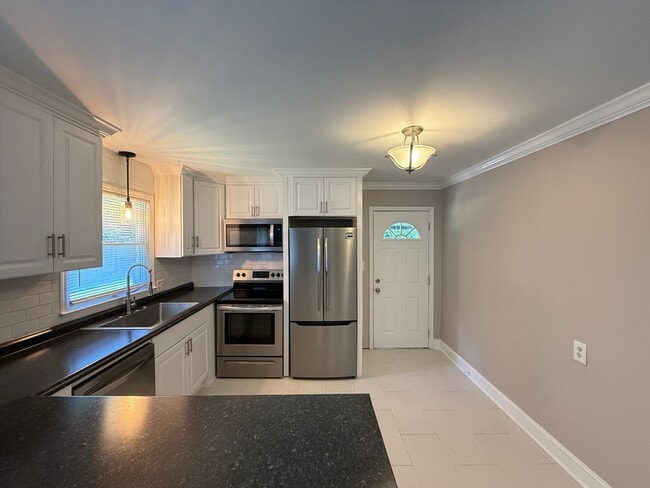 Photo - 2700 Charlwood Dr