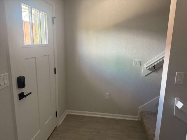 Photo - Modern 2-Bedroom Townhome with Garage Park...