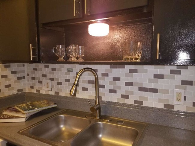 Photo - Oaks at Mustang