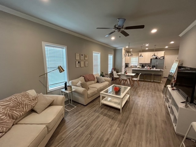 Photo - 614 Peyton St