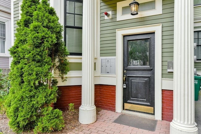 Photo - 107 1/2 Inman St Condo Unit 2