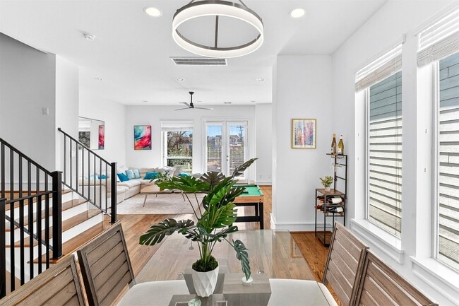 Photo - 5227 Nett St