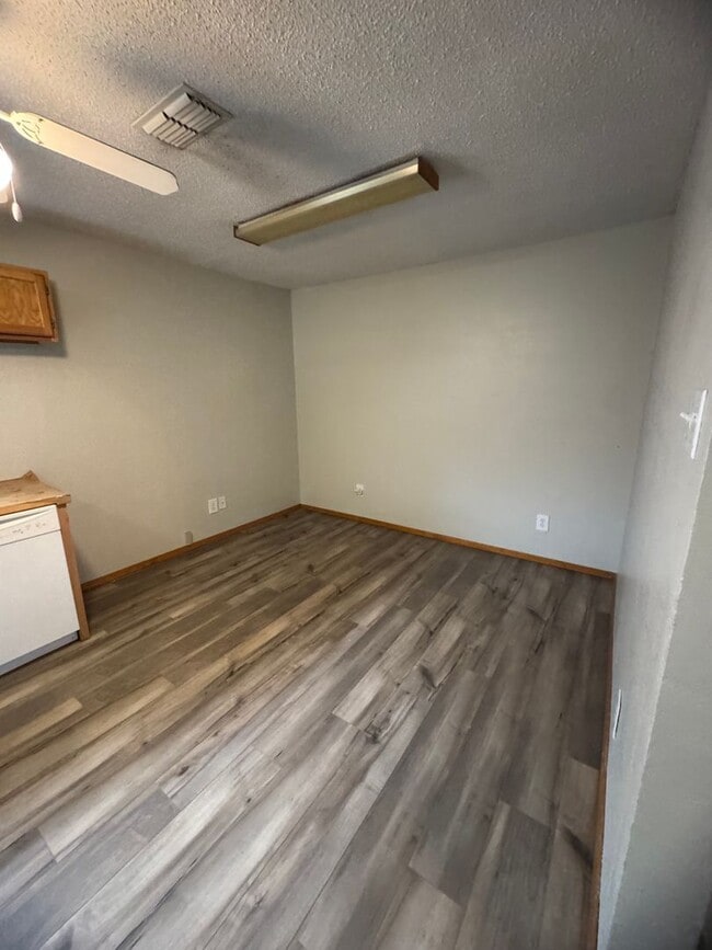 Photo - 901 W 14th St Unit 901 -A W 14th Street  (658)