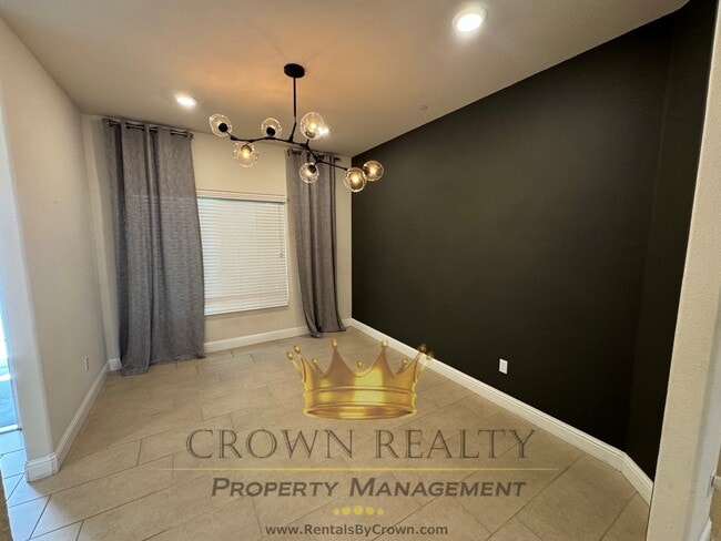 Photo - 1653 Brightside St