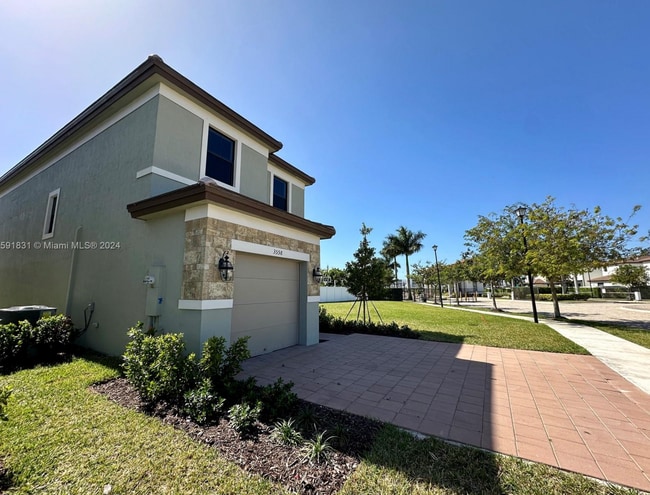 Building Photo - 3558 W 108th St Rental