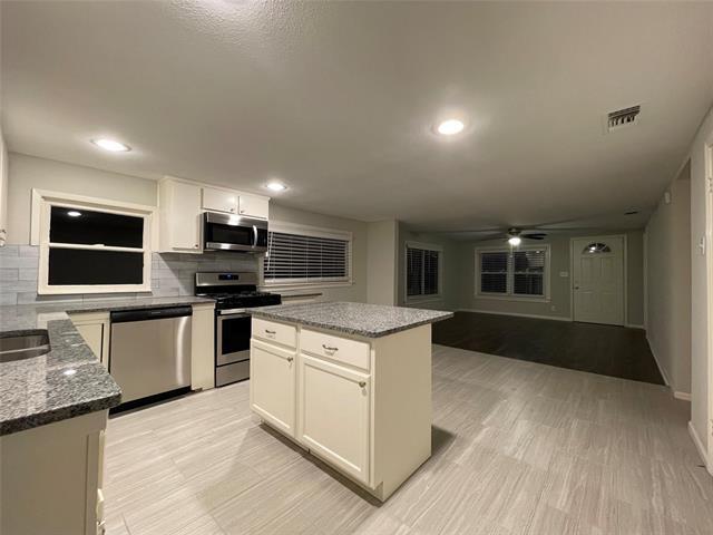 Photo - 611 Harrisdale Ave