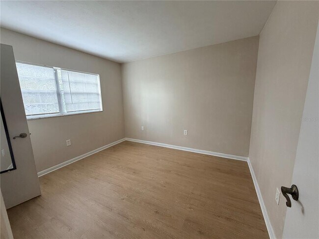 Photo - 3718 W McKay Ave Unit 203