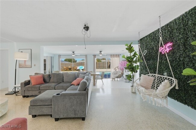 Photo - 4044 Country Club Blvd