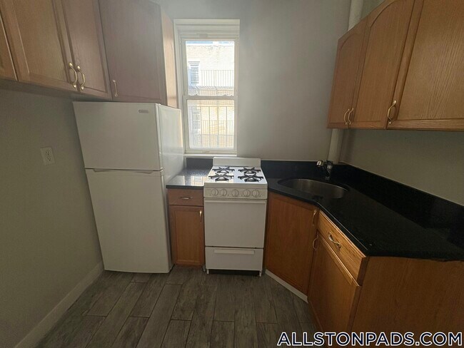 1193 Commonwealth Ave Unidad 11