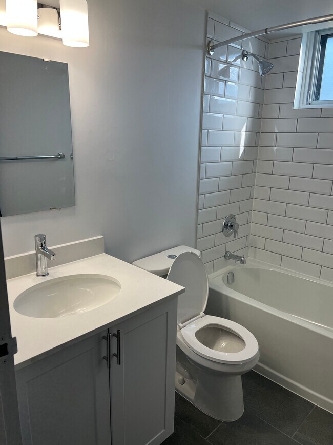 Photo - 2124 Ghent Ave Unit 105