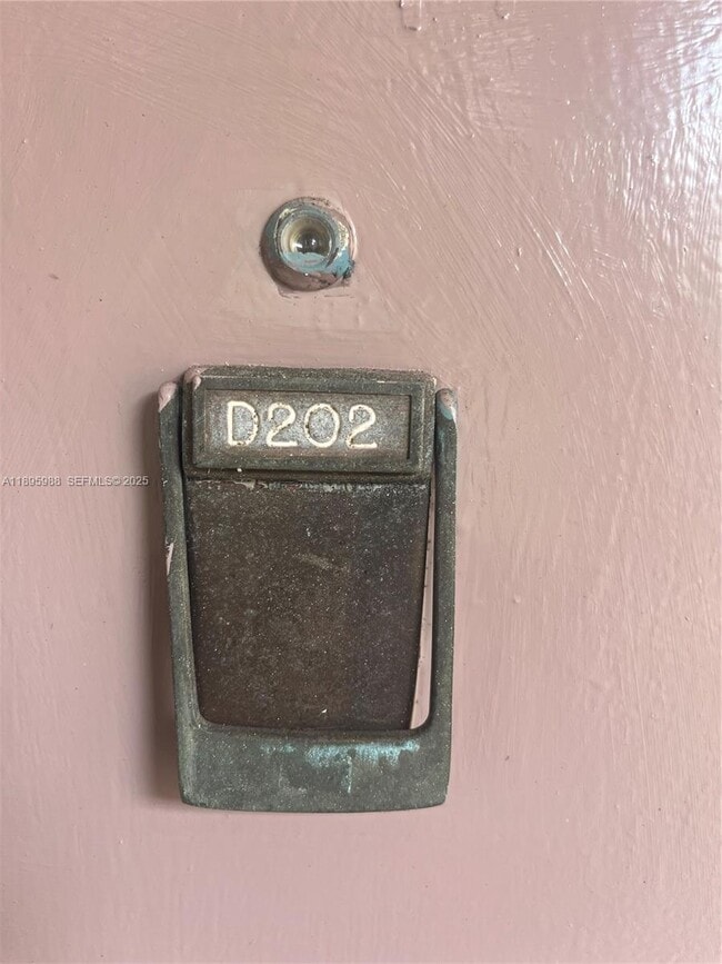 Building Photo - 2800 NW 56th Ave Unit D202