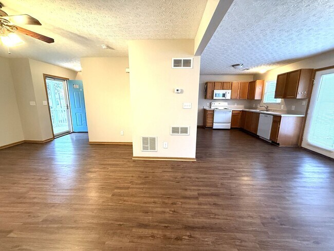 Photo - Beautiful 3 Bedroom/2.5 Bath Single Family Home in the Villages of Wildwood