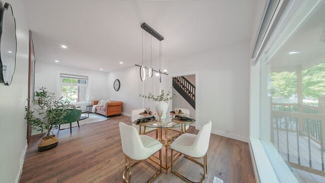 Building Photo - 800 Fleet Av