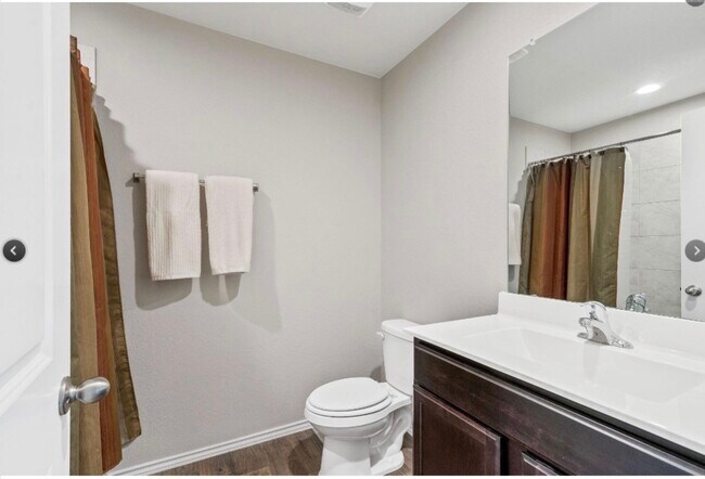 Photo - 14117 Redwood Forest Trail