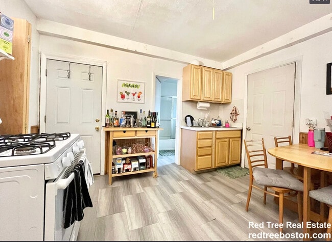 Photo - 203 Hillside St Unit 2