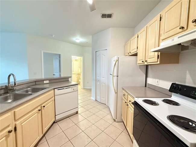Photo - 1100 Lake Shadow Cir Unit 2207