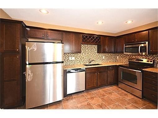 Photo - 3 Bedroom, 2.5 Bath Townhome in Fox Creek Subdivision with a 1 car garage