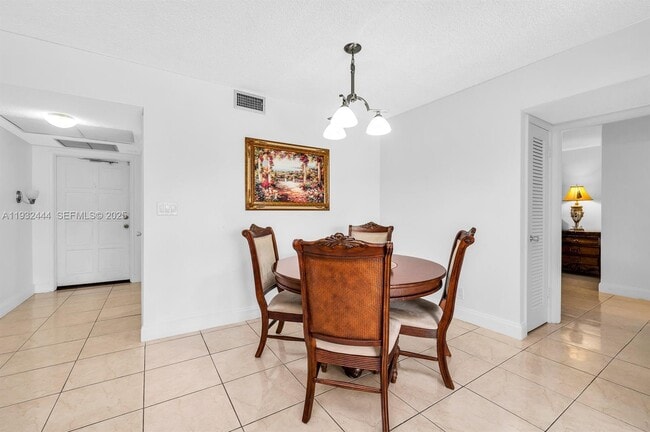 Photo - 2800 N Palm Aire Dr Unit 309