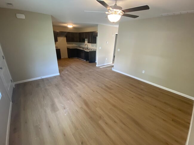 Photo - 128 W Perry St Unit 128 W. Perry