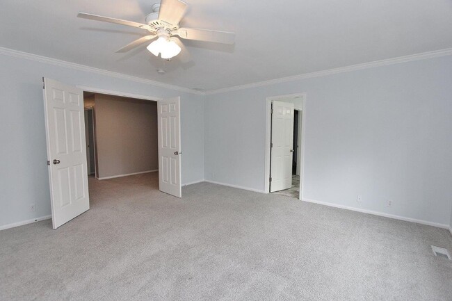 Photo - Elegant Home in Hobble Creek!