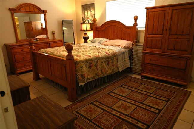 Photo - 14333 Memorial Dr Unidad 64