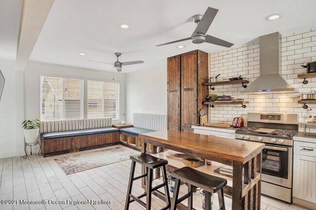 Photo - 903 Ocean Ave N Unit 1