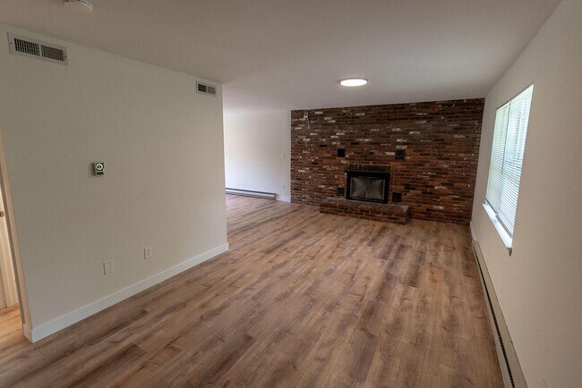 Photo - 3310 Belle Meade Dr