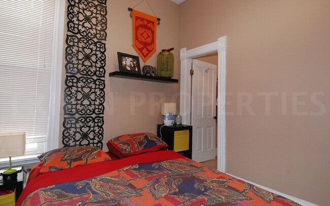 Photo - 2533 Lyndale Ave S Unit 2533-1