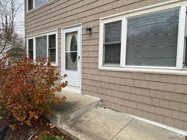 Building Photo - 5846 Sheridan Dr Rental