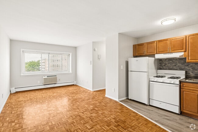 Studio - 346SF - Kitchen/Living Room