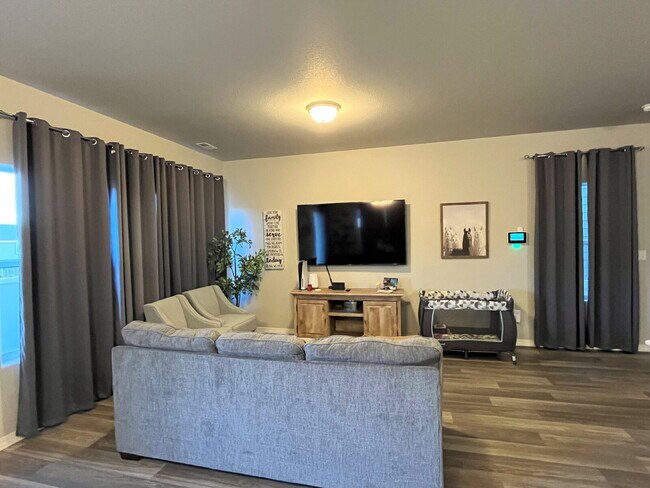 Photo - Nearly New 3 Bedroom with Loft Home at Enclaves At Mountain Vista Ranch