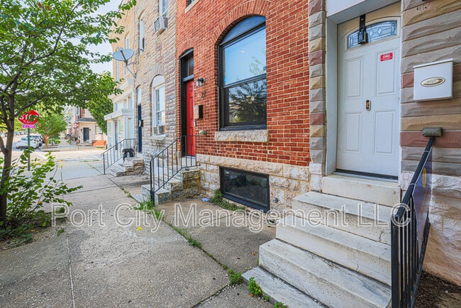 Photo - 27 N East Ave