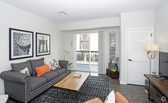 Photo - The Winston at Lyndhurst