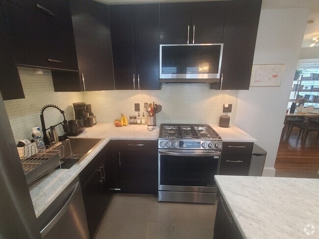 Building Photo - 56 Percival St Unit 1 Rental