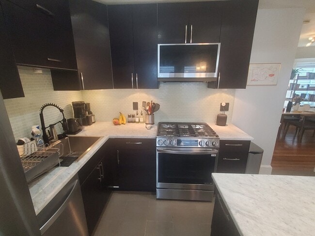 Building Photo - 56 Percival St Unit 1 Rental