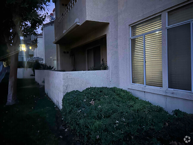 Building Photo - 1395 Altura Ct Unit 101 Rental