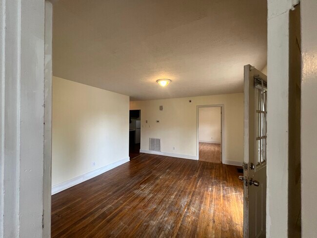 Living Room - 481 Midgett Farm Rd Unit 1