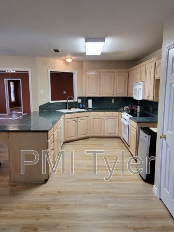 Photo - 264 Peaceful Valley Trail