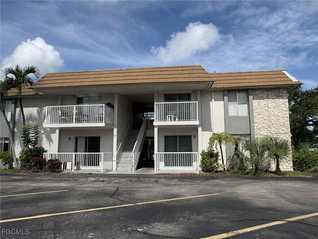 Photo - 1830 Maravilla Ave Condo Unit 316