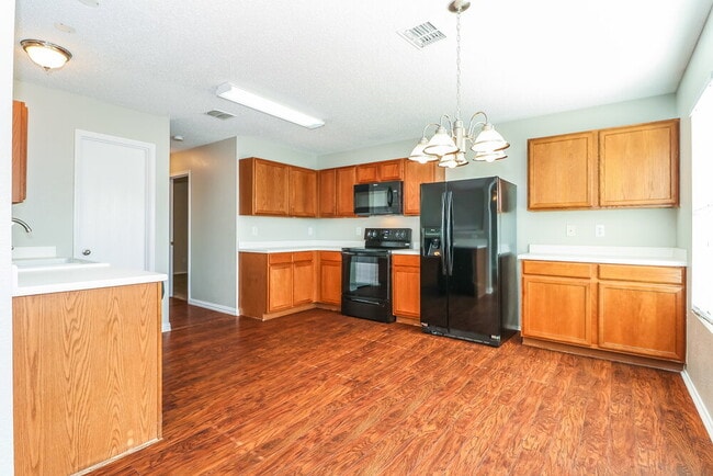 Photo - 2036 Navada Way