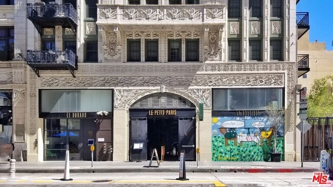 Building Photo - 416 S Spring St Unit 805