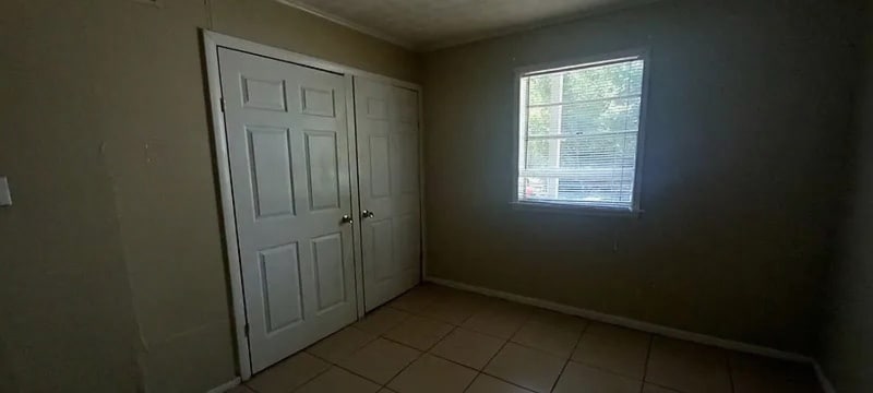 Photo - 2401 S Linden St Unidad 2