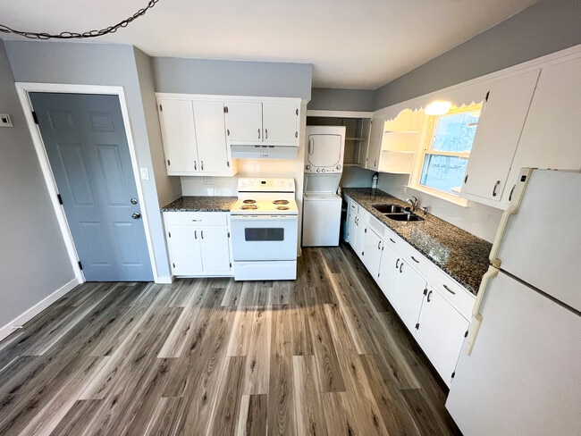 Photo - 1722 Broadway St N Unidad 4